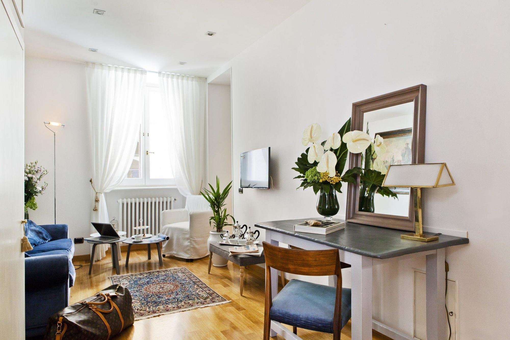 Garibaldi Suites Piazza Di Spagna Rome Exterior photo